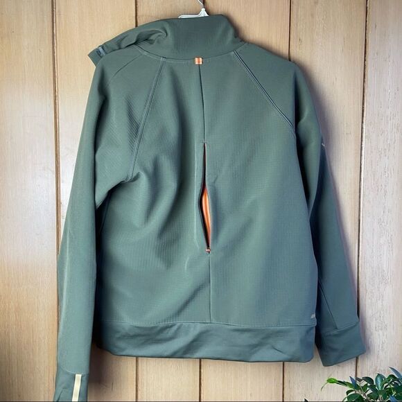 RARE Women's 2021 -  50th NYC Marathon Finishers Jacket - Picture 2 of 15